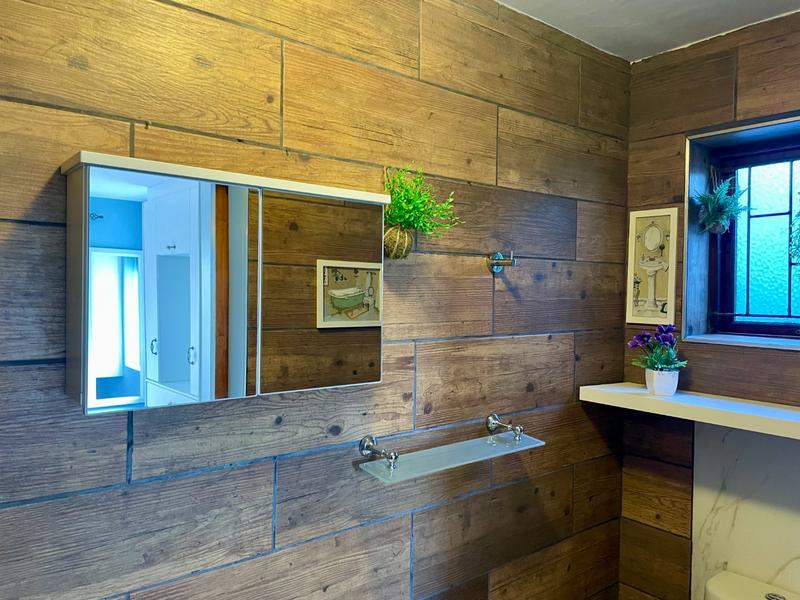 To Let 1 Bedroom Property for Rent in Cairnside Western Cape